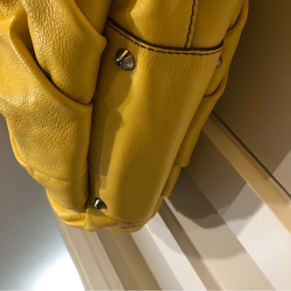 Brand New Maxx New York Pleated Shoulder Bag - Picture 3 of 6